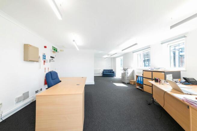 Suite 3, 17 Pepper Street -4.jpg