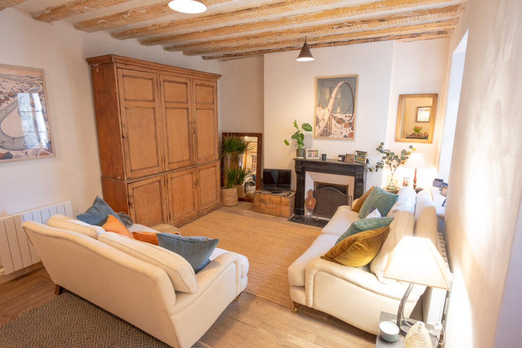 Main image of property: 73210 peisey-nancroix