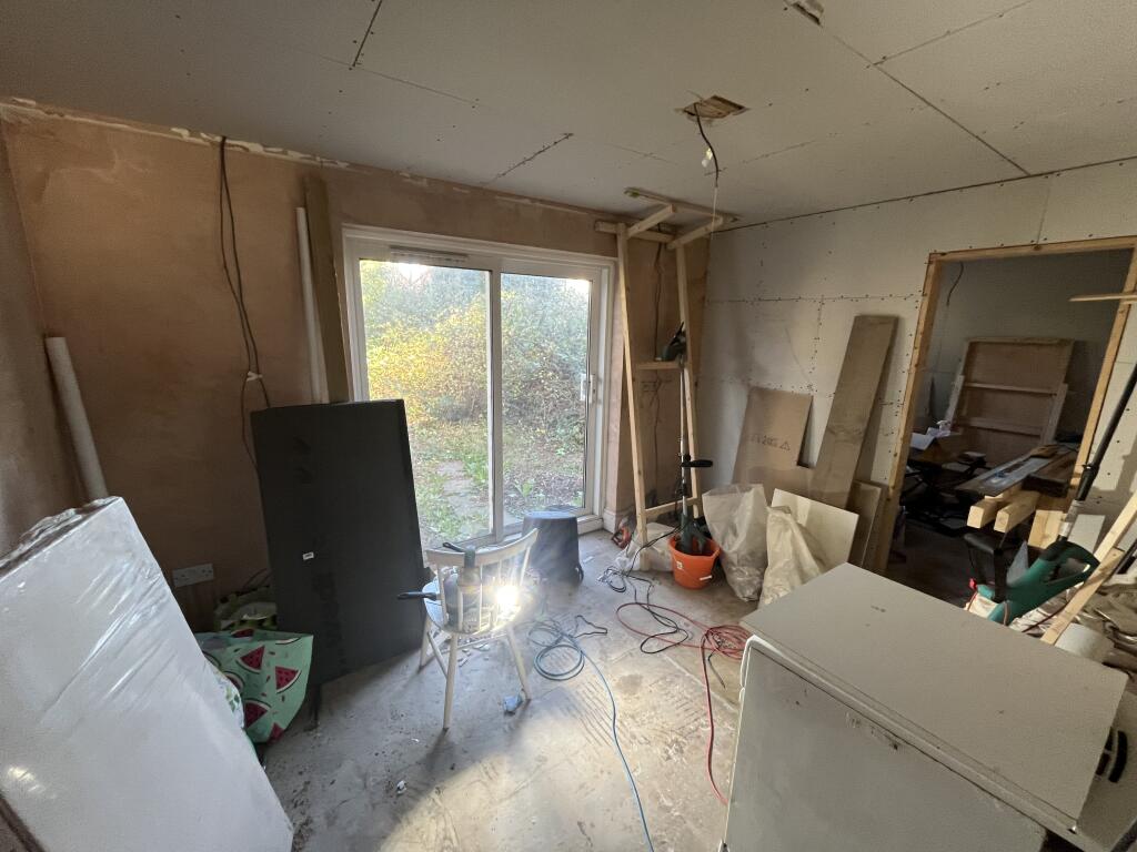 11 Leyland Road, Coventry, Warwickshire CV5 8JA photo 2
