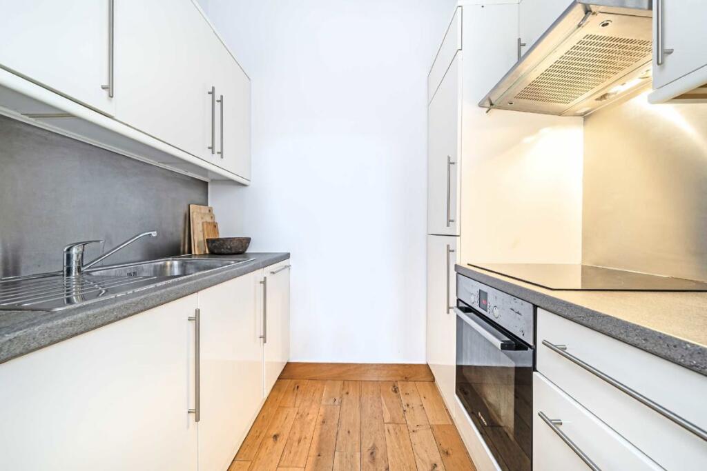 Apartment in London, Royal Borough of Kensington and Chelsea - View 5