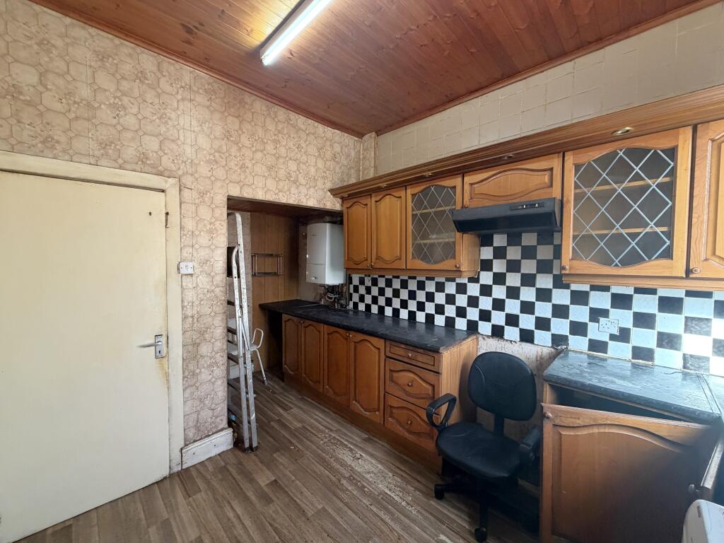 House in Manchester, Greater Manchester - More