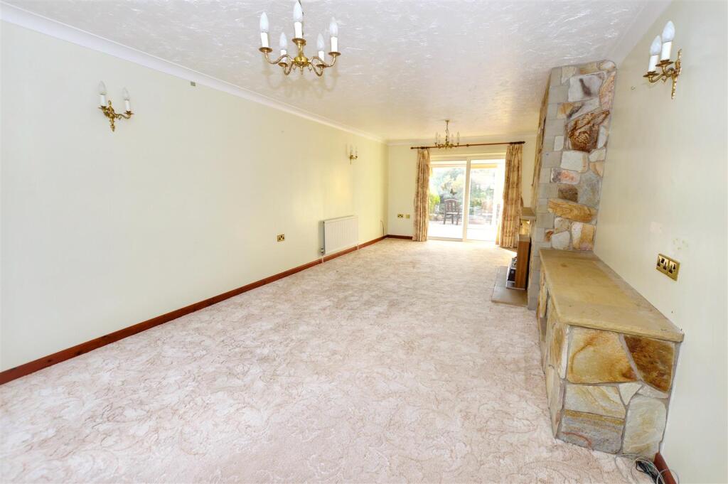Meadow Drive, Mundesley, Norwich photo 3
