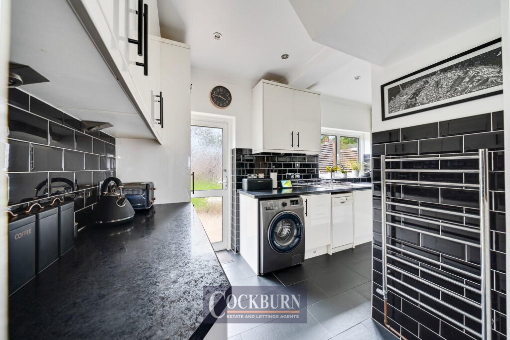 House in London - View 5