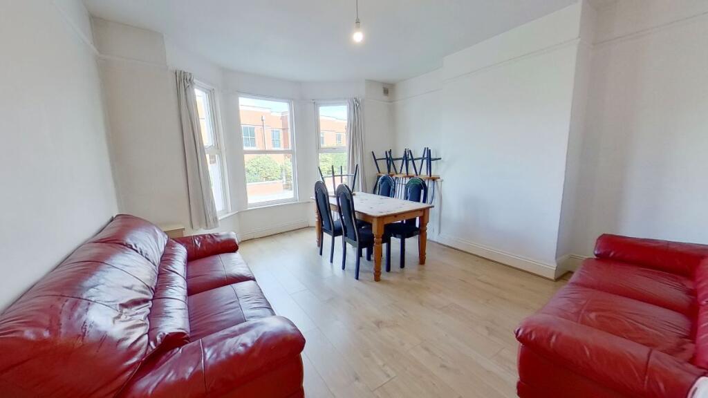 Main image of property: Guildford Park Road, Guildford, GU2 7NA