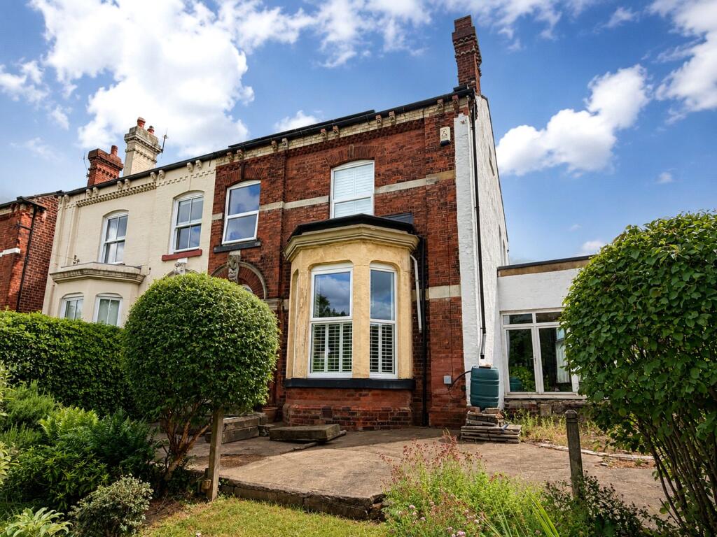 Main image of property: Lidgett Lane, Garforth, West Yorkshire, LS25