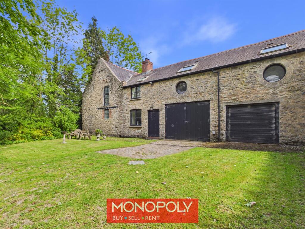 Main image of property: Lawnt