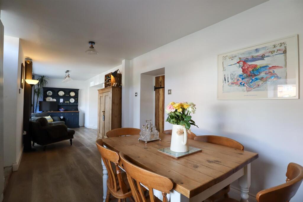 House in South Kesteven, Colsterworth - View 4