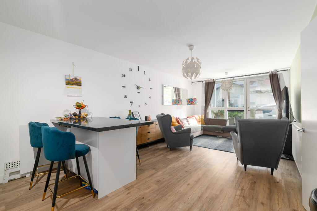 Apartment in London - View 4