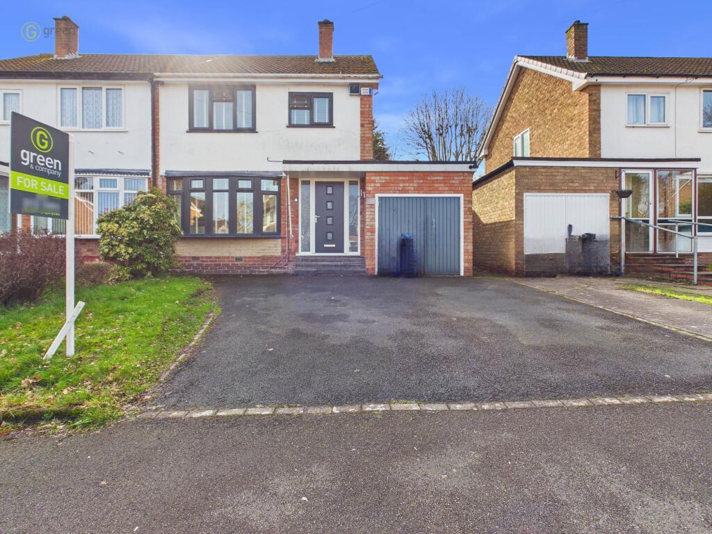 Main image of property: 18 Longmeadow Close, Sutton Coldfield .B75