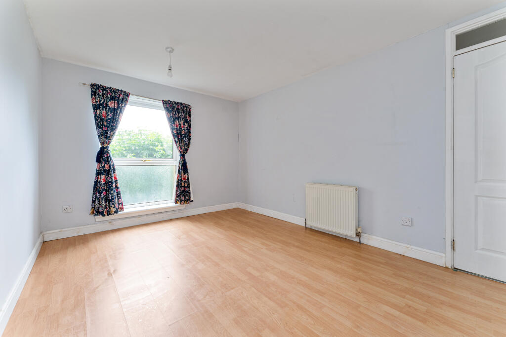 Elm Drive, Abronhill, Cumbernauld, North Lanarkshire photo 4