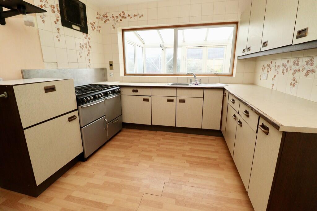 House in West Lindsey, Sudbrooke CP - View 3