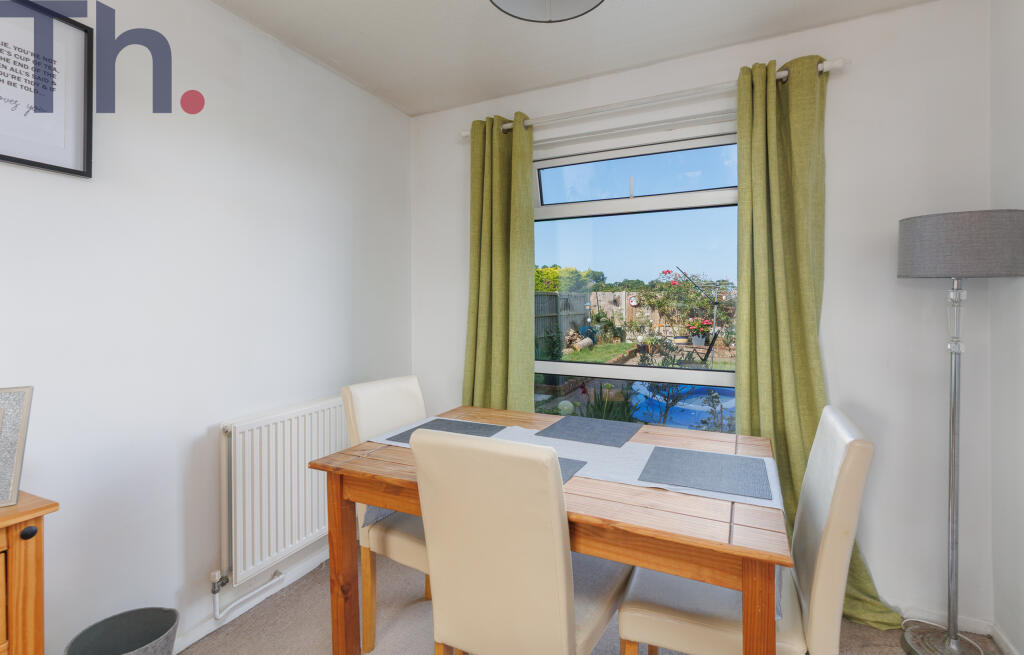 House in Newport, Gunville - View 5