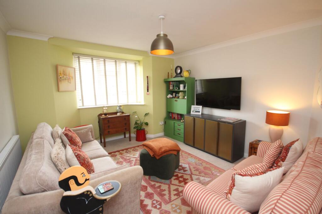House in Stevenage - View 3