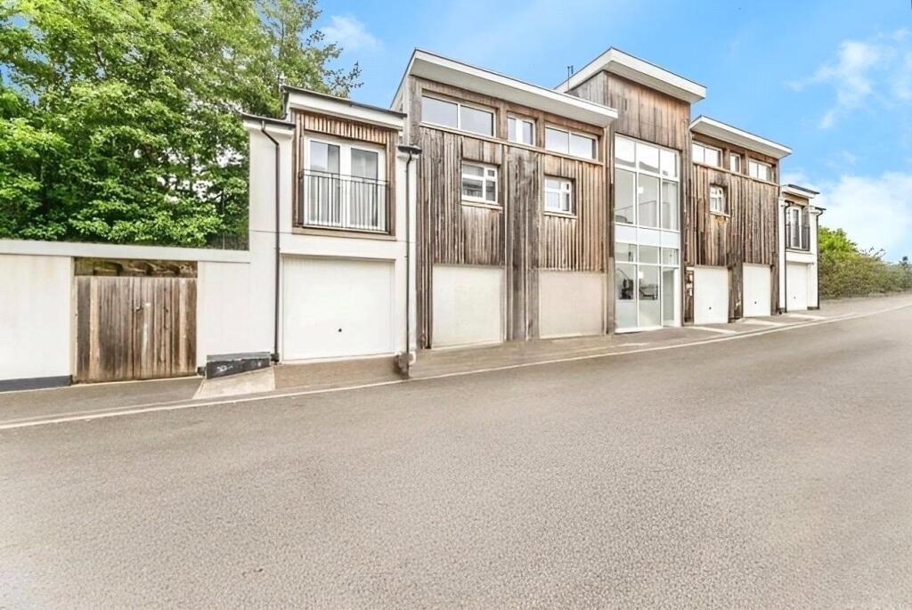 Main image of property: Tamworth Close, Ogwell, Newton Abbot, Devon, TQ12