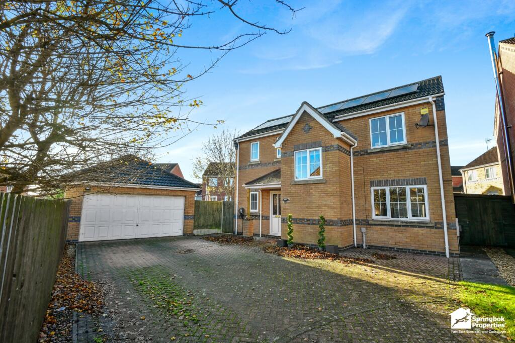 4-bed detached on Lady Meers Road, Cherry Willingham, Lincoln, Lincolnshire, £335,000