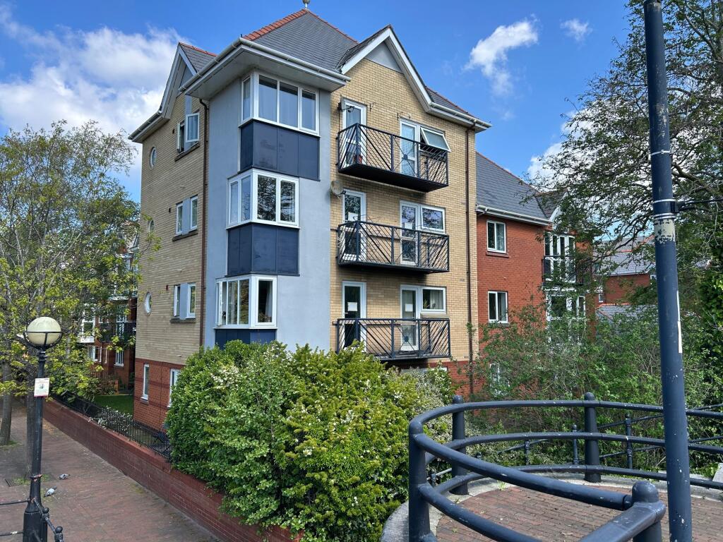 Main image of property: St. Lawrence Quay, Salford, M50