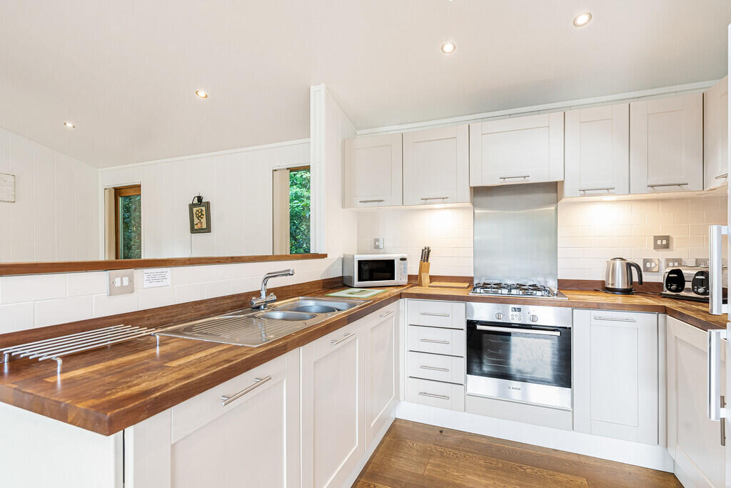 House in Teignbridge, Bovey Tracey - View 2