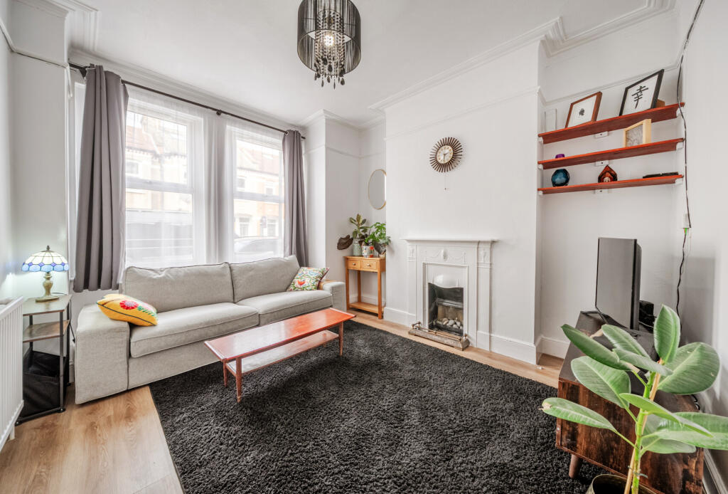 Main image of property: Leverson Street, London, SW16