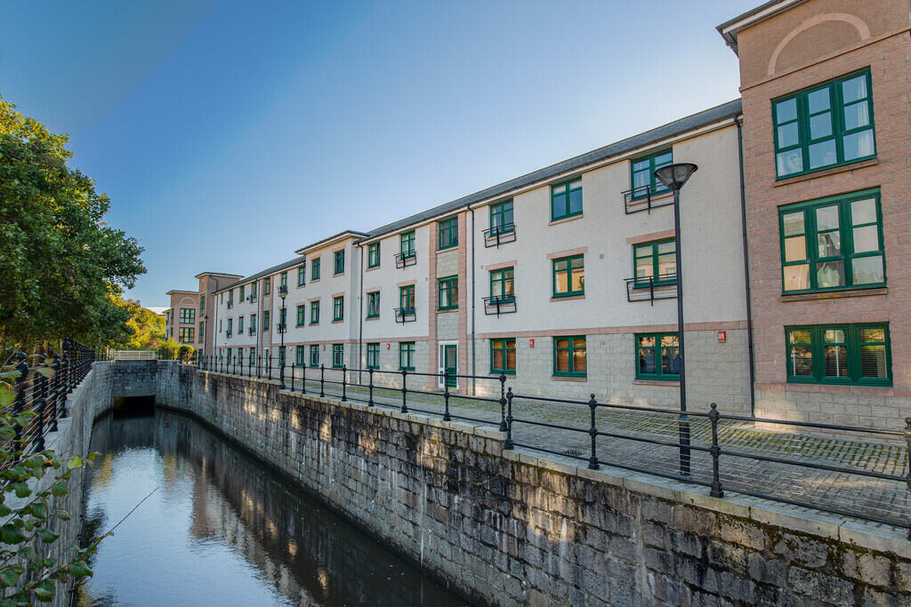 Apartment in Aberdeen - View 3