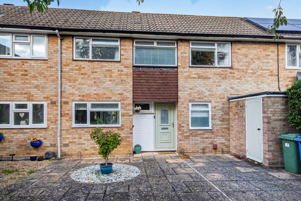 3-bed terraced on Rosedale Gardens, Bracknell, RG12, £375,000