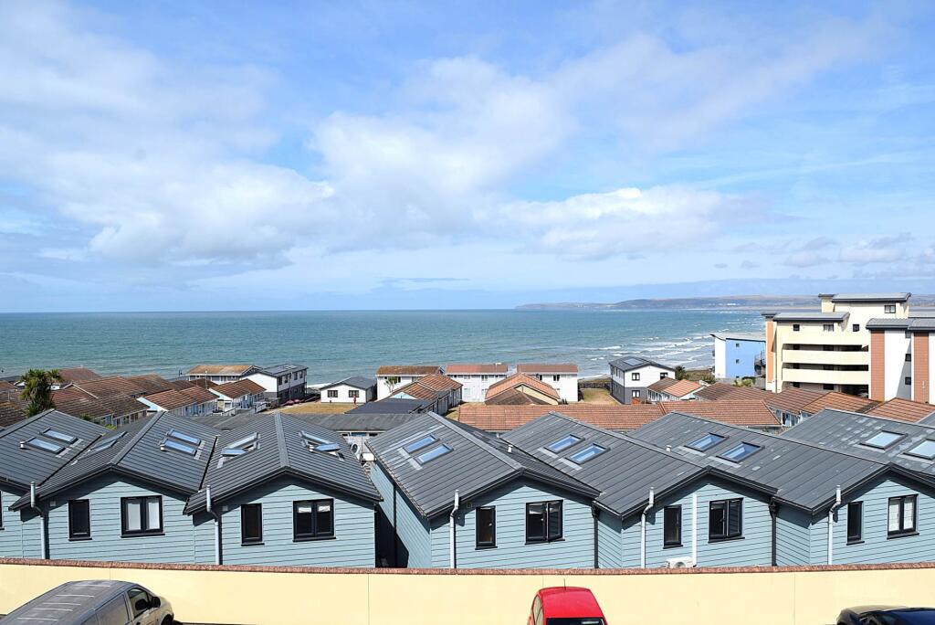 Apartment in Exeter - More