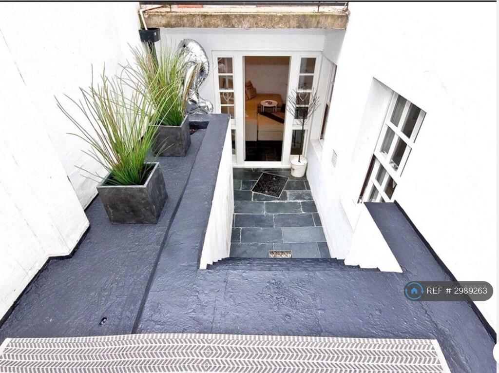 Main image of property: Star Street, London, W2