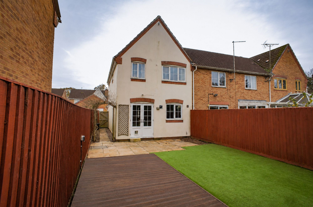 House in Lyneham - View 4