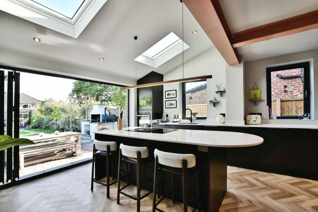 House in Wilmslow, Fulshaw Park - View 3