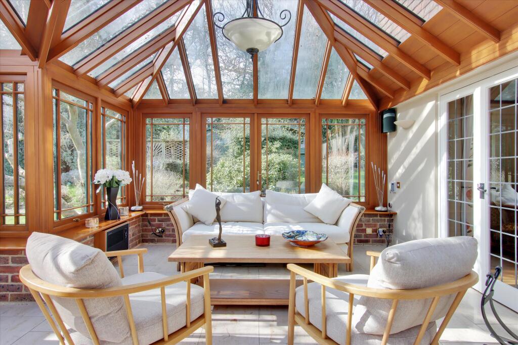 House in Tonbridge - View 4