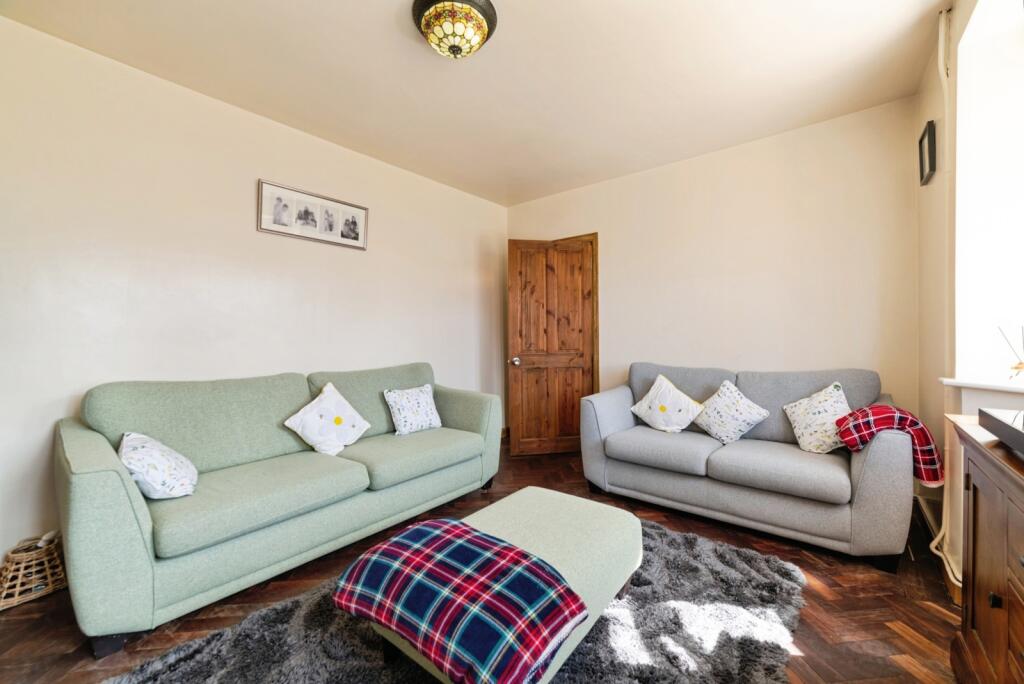 House in Swansea, Gorslas - View 4