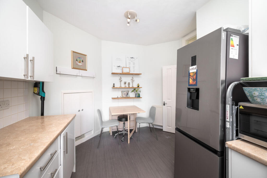 Apartment in London, St. John's Wood - View 5