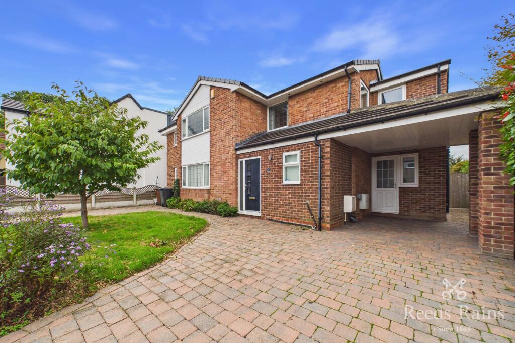 Main image of property: The Roundway, Morley, Leeds, West Yorkshire, LS27