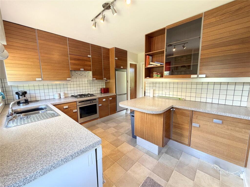 27 Lochardil Road, Inverness, IV2 photo 3