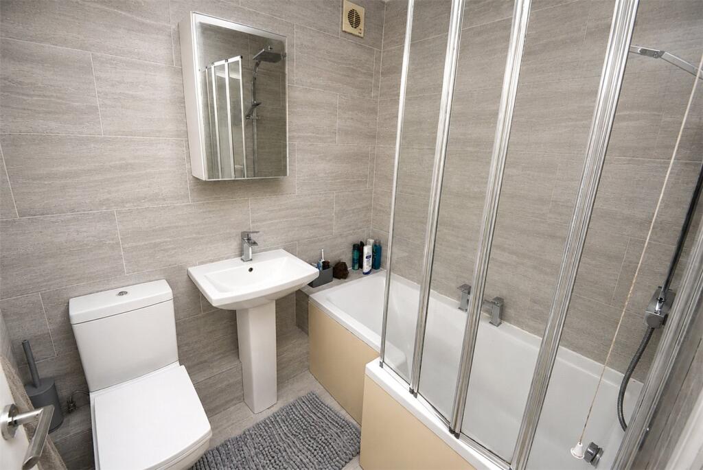 House in Wirral, Liverpool City Region - More