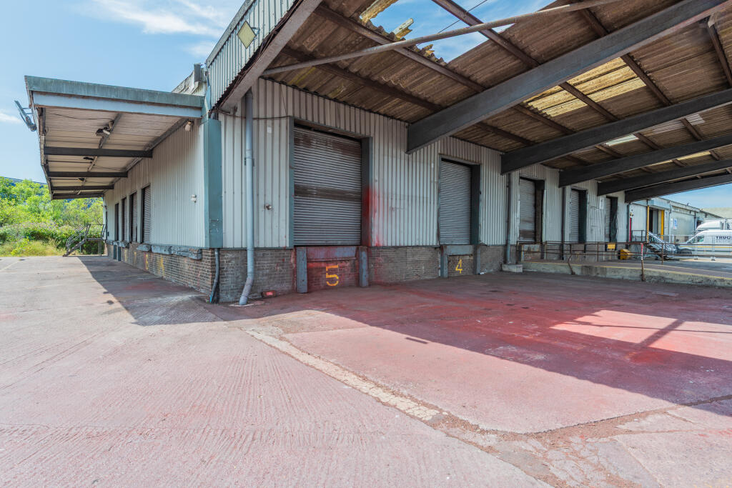 Unit 1 Dean Road Trading Estate, Avonmouth WEB-7.jpg