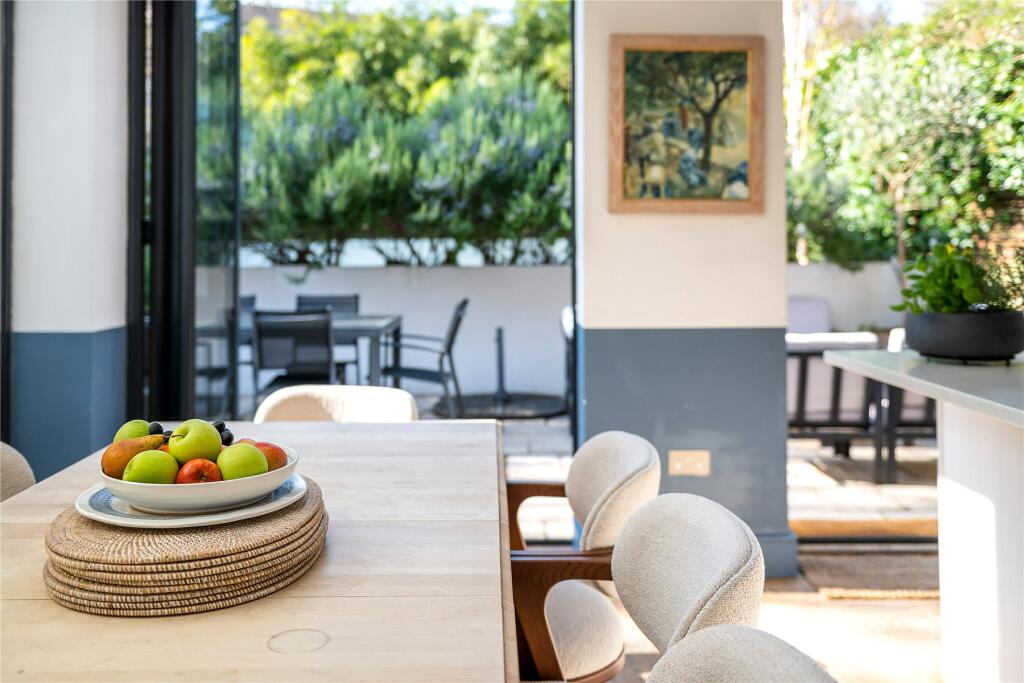 House in London, West Dulwich, Tulse Hill - More