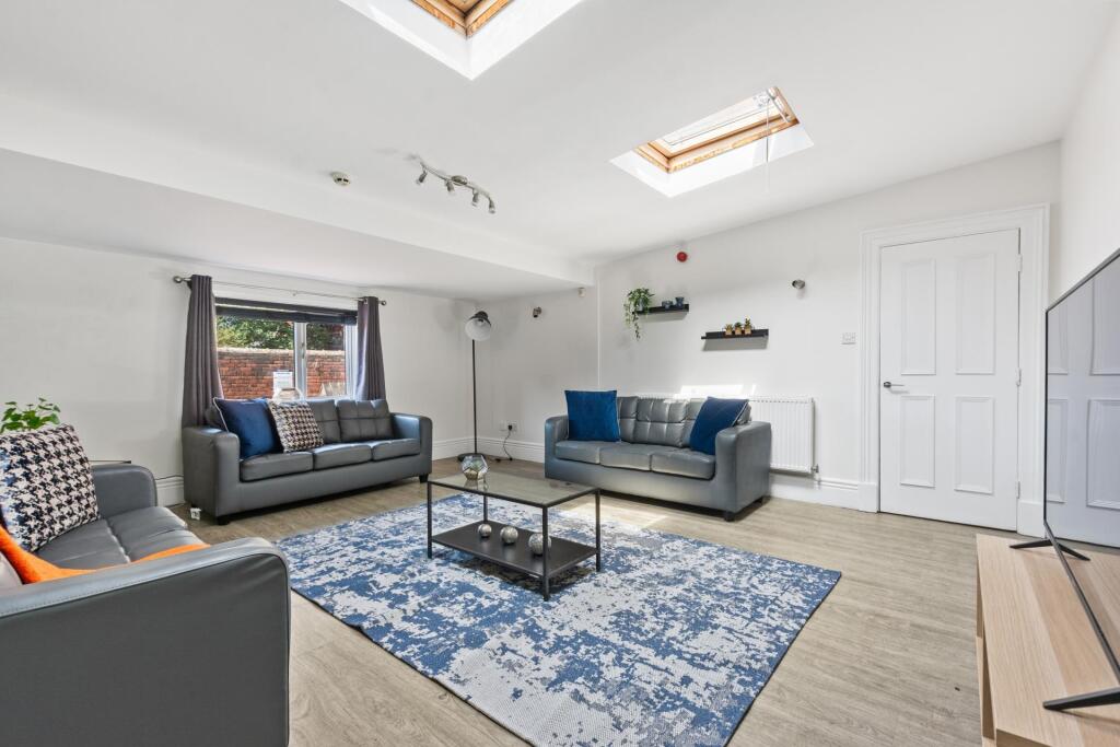 House in Leeds - View 4
