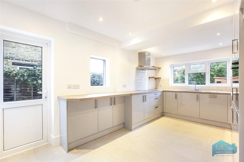 Main image of property: Lincoln Road, East Finchley, London, N2