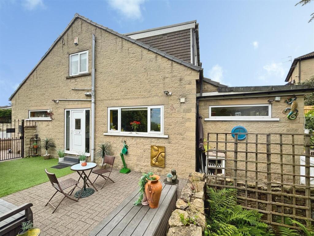 Main image of property: Haycliffe Lane, Bradford, BD6 3JN