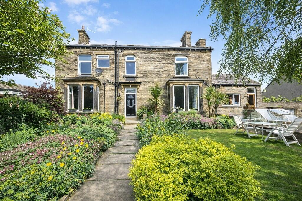 Main image of property: Broomfield Place, Clayton