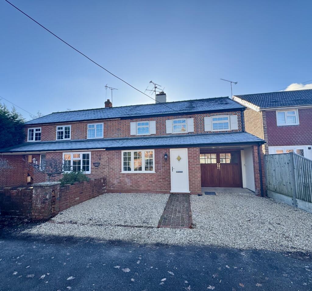 Main image of property: Mortimer Common, Reading