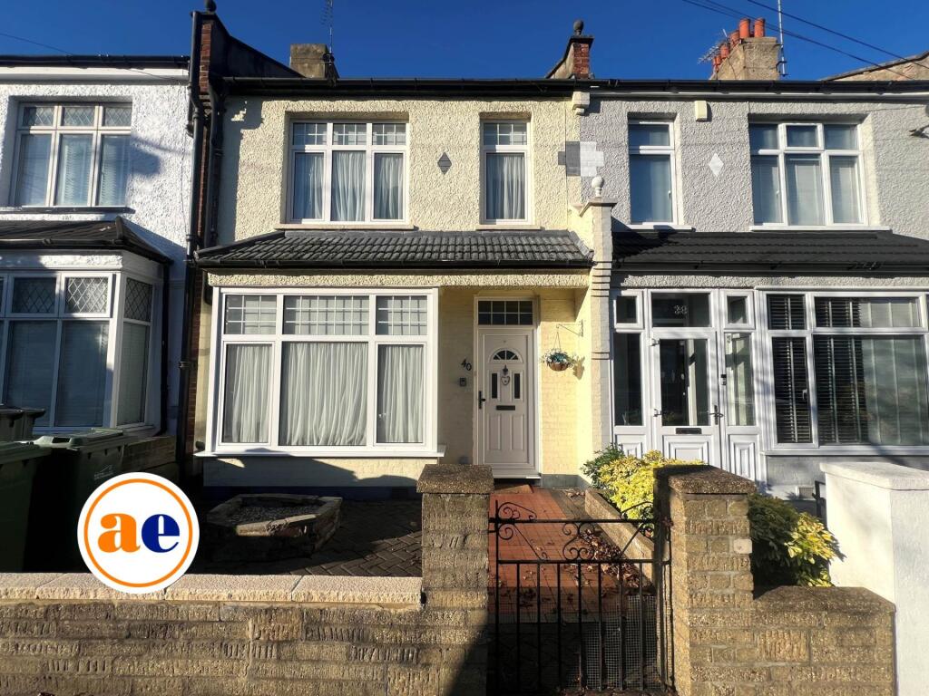 Main image of property: Howarth Road, London ** VIDEO & 3D FLOORPLAN AVAILABLE **