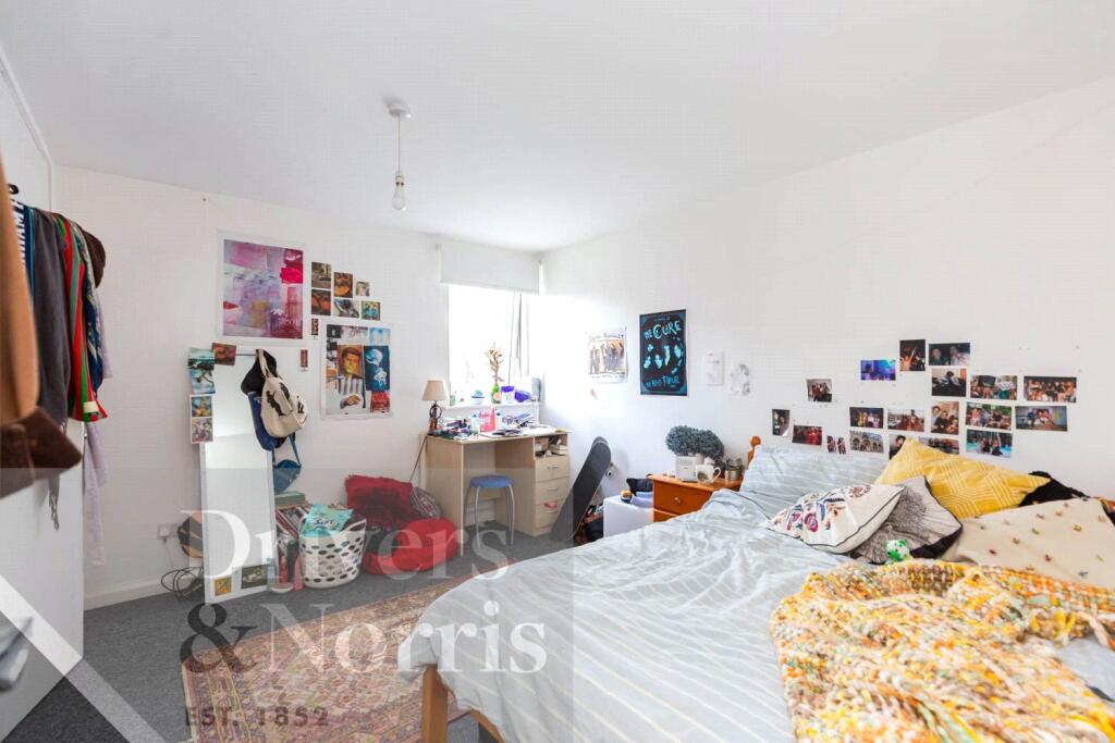 Apartment in London, Kentish Town - View 3