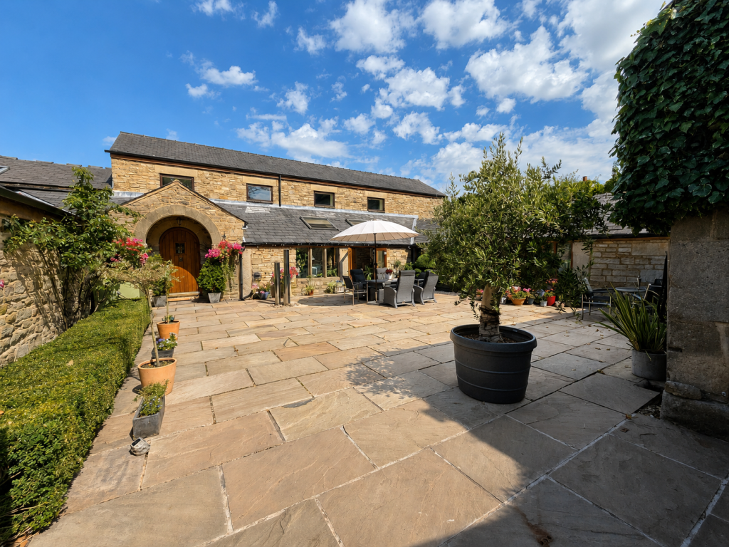 House in Bolton, North Turton - View 5