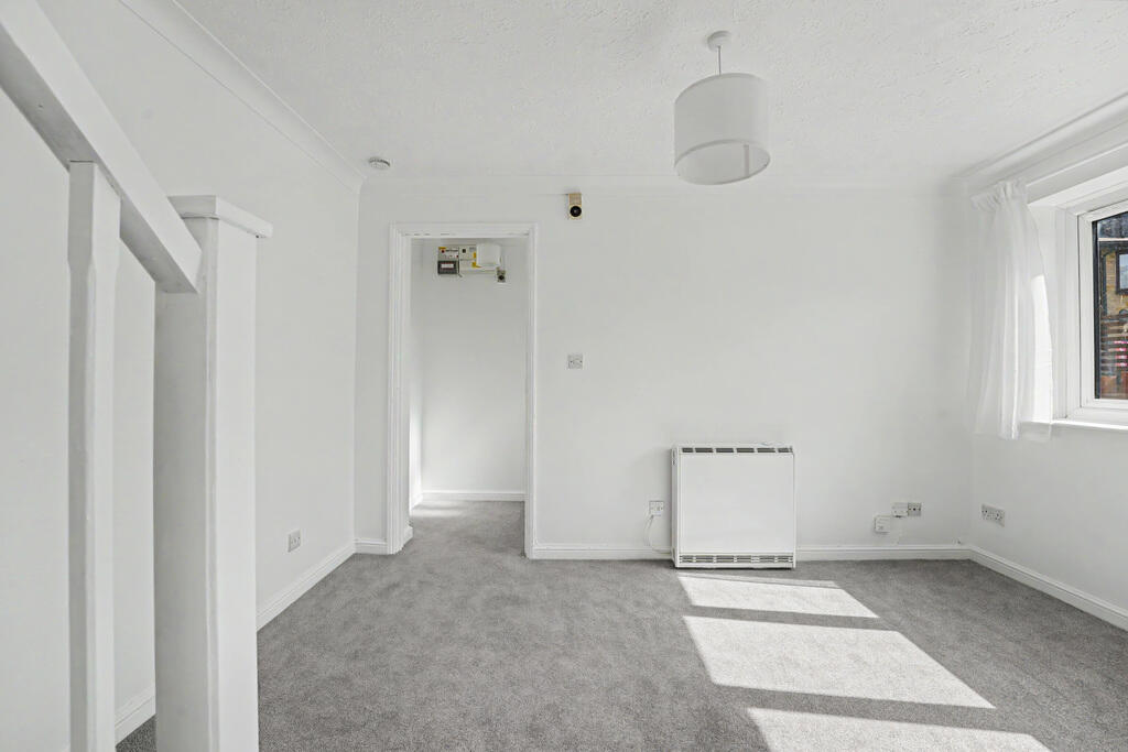 House in London - View 5