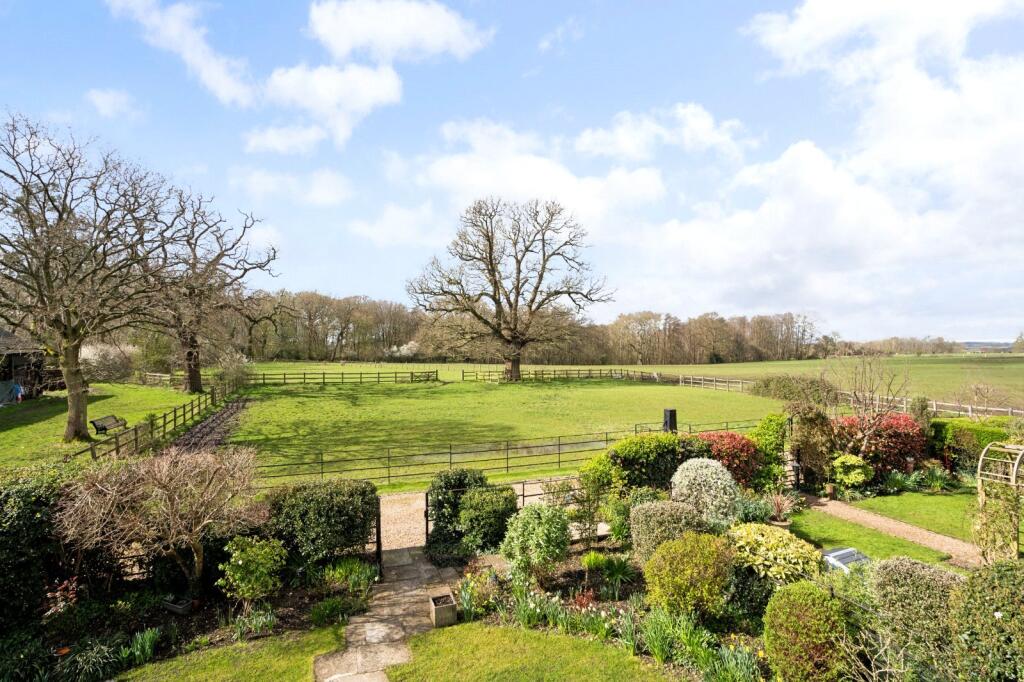 3-bed terraced on Woodcock Hill, Rickmansworth, Hertfordshire, WD3, £1,245,000