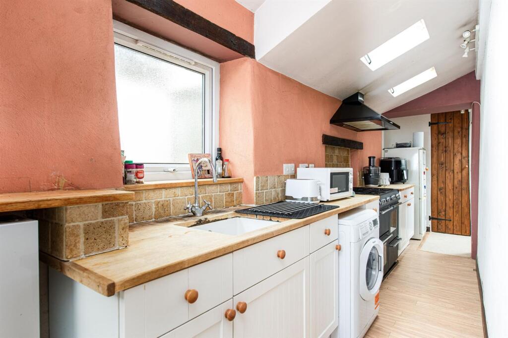 Apartment in Bristol - View 4