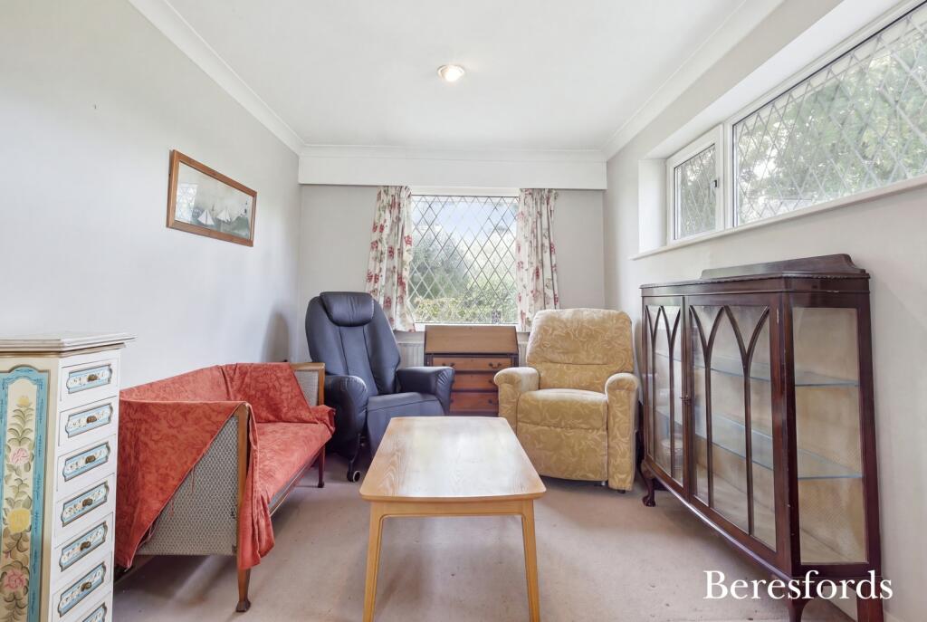 House in Brentwood, Crow Green - More