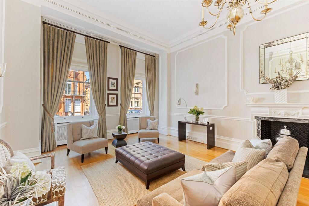 Main image of property: Pont Street, Knightsbridge, London, SW1X