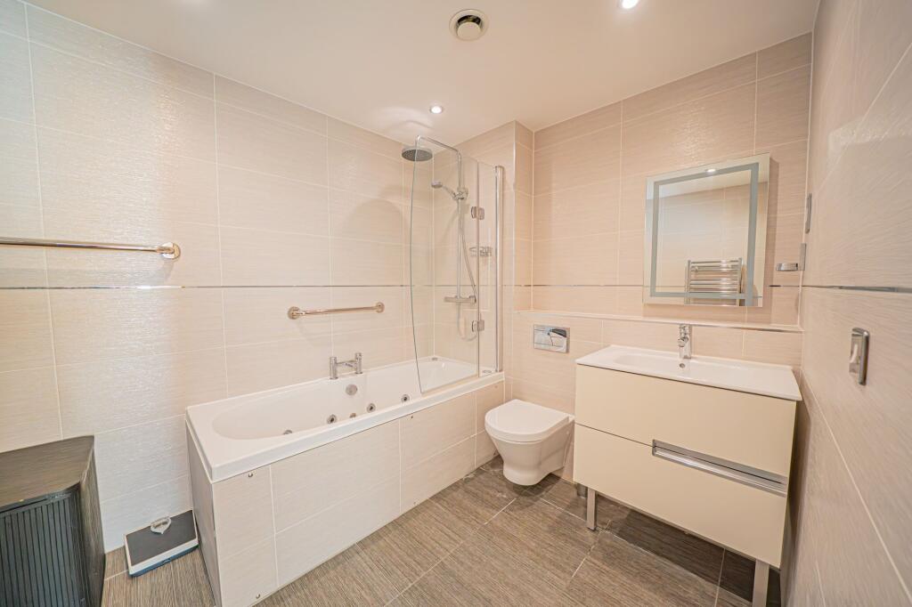 Additional image 13 of Warwick Road, Solihull, B91